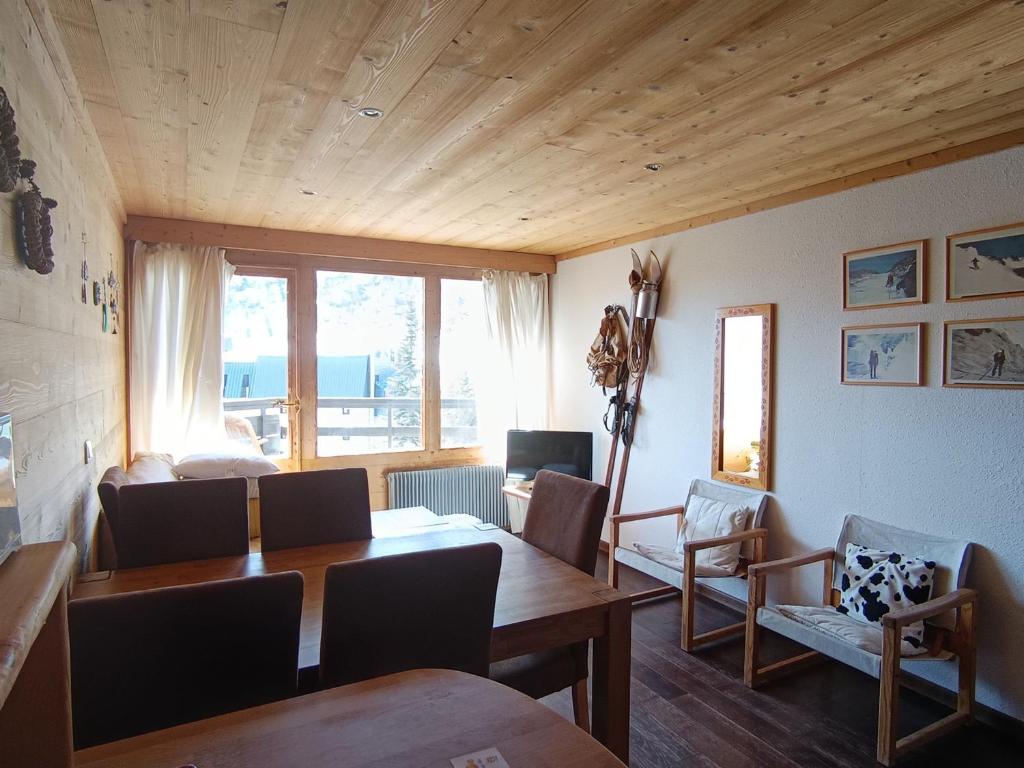 Appartement rénové style chalet, à deux pas des pistes - FR-1-445-162 - 2