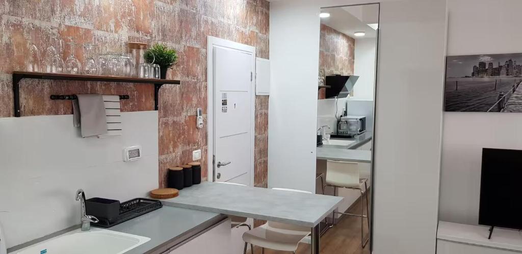 Apartment in centre Haifa, Haifa