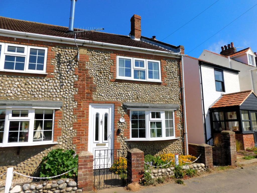 73 Beeston Common, Sheringham