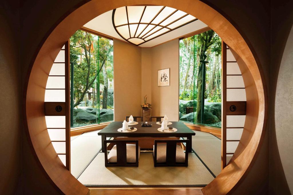 Restaurant, Hilton Kuala Lumpur in Kuala Lumpur