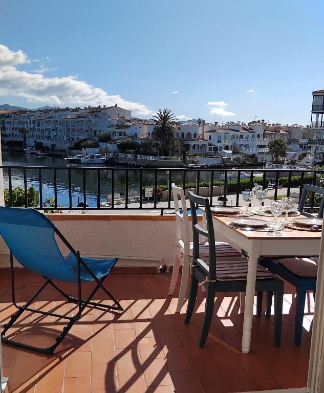 Magnifique vue piscine et canaux - WIFI FIBRE haut débit - 4