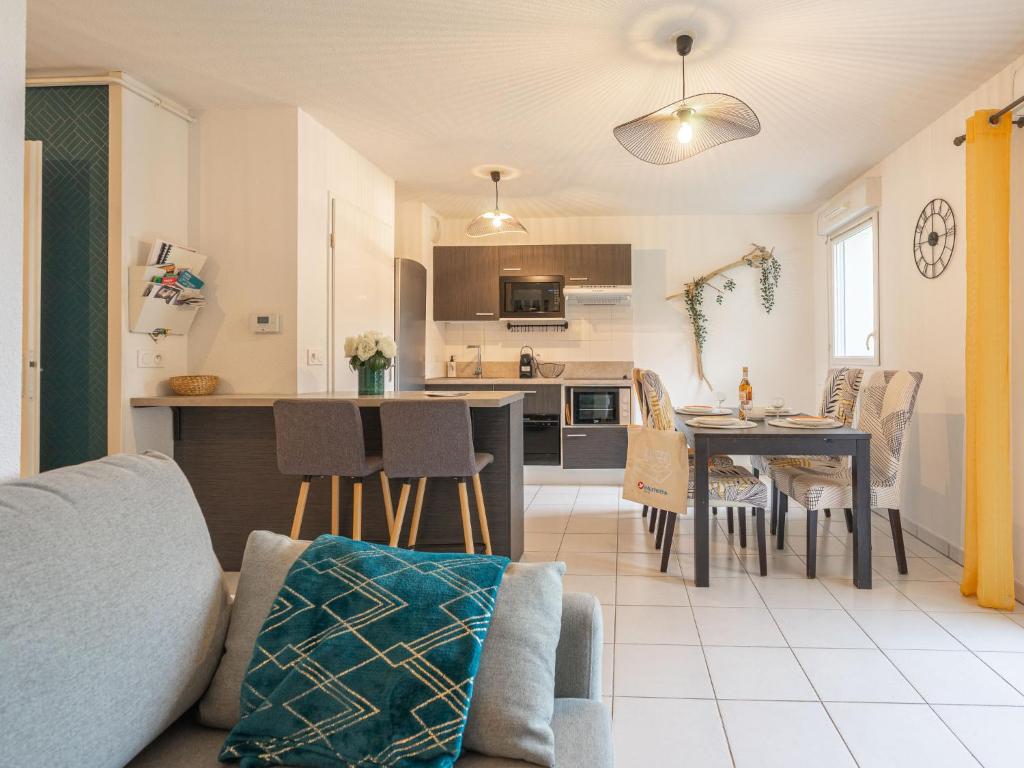 Apartment Les Jardins d'Aunis-2 by Interhome - 2