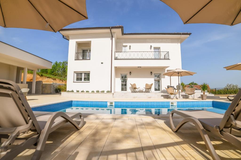 Vila sa bazenom Vrnjačka Idila - 2