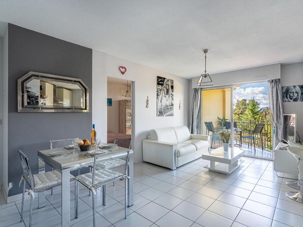 Apartment Le Clos Sainte Anne-2 by Interhome - 2
