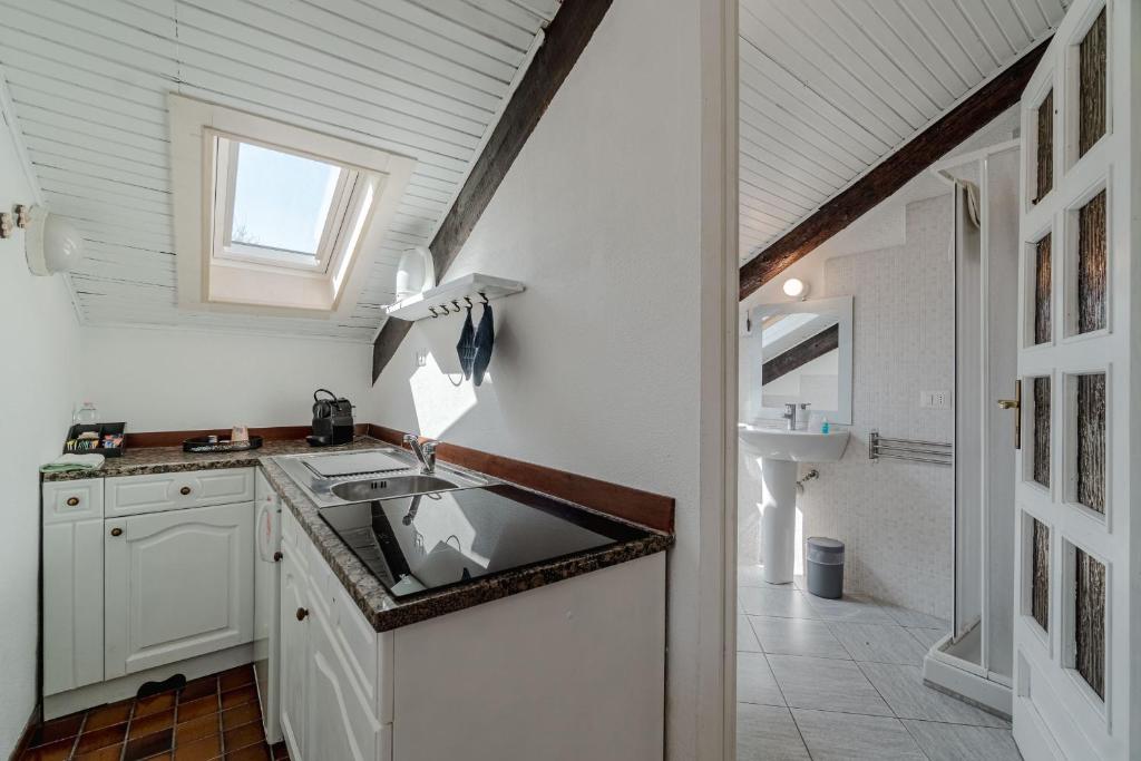 GuestHost-Elegant Studio x3- 600m from Porta Nuova - 3