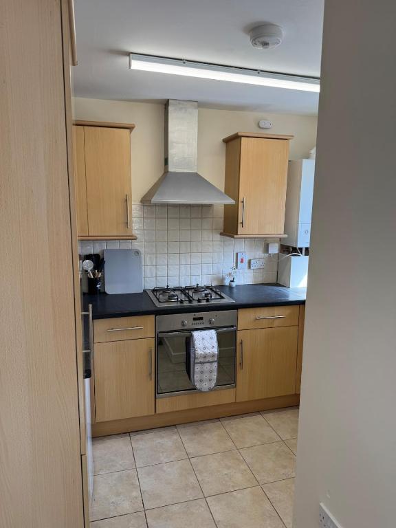 Modern cosy sleeps 5 first floor central MD2, Market Drayton