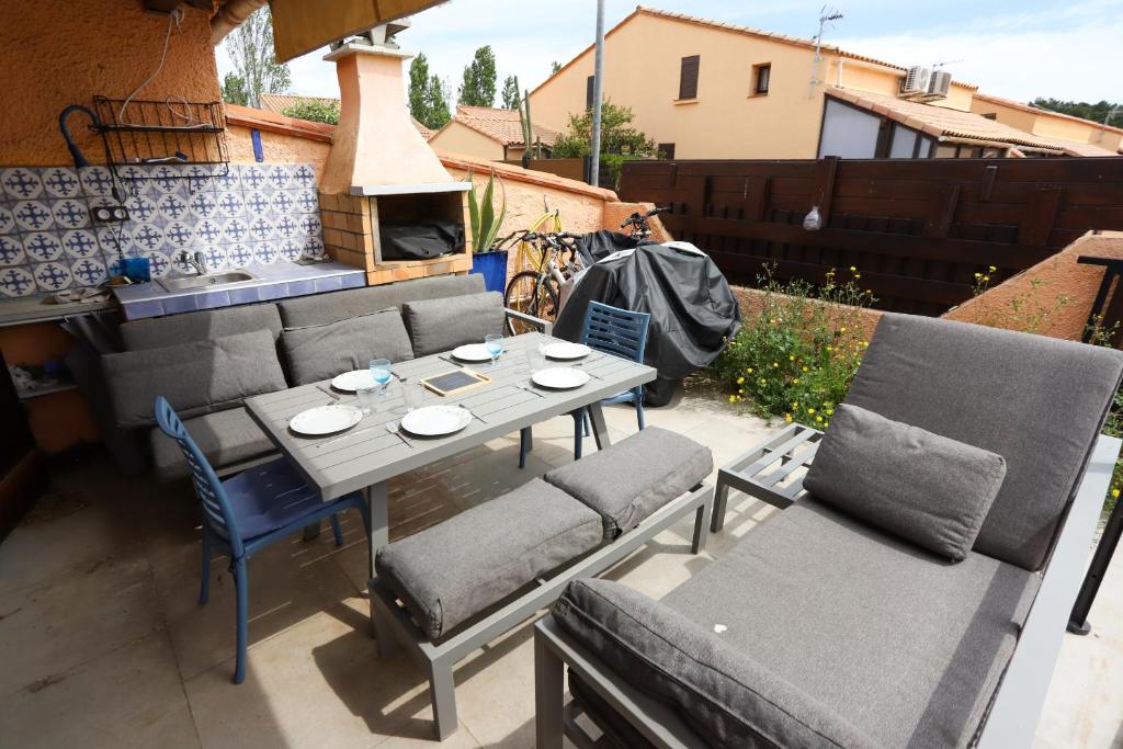 Maison dans résidence avec piscine 3 Chambres - 2