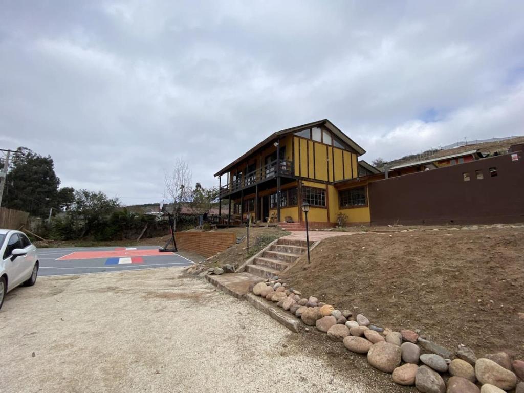 Girasol Cabin BBQ Kitchen Parking & Shared Pool - 3