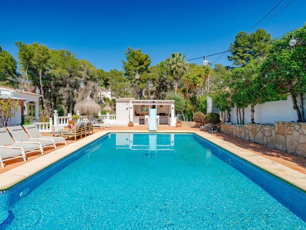 Villa Sierra Pinos Plus by Interhome - 2
