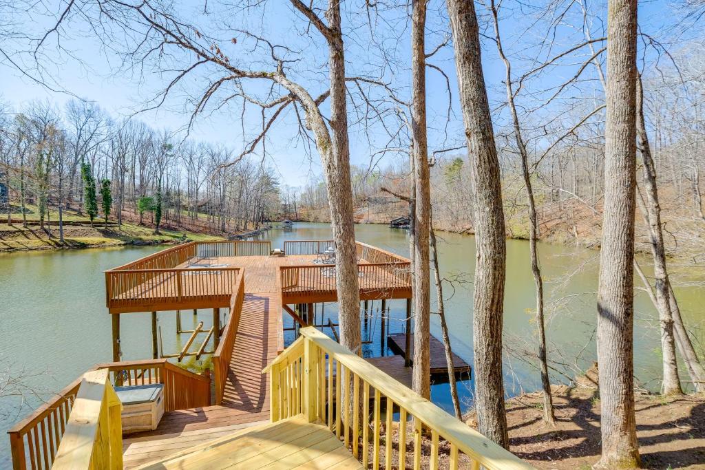 Fish, Boat and Hike Lakefront Home with Game Room!, Moneta