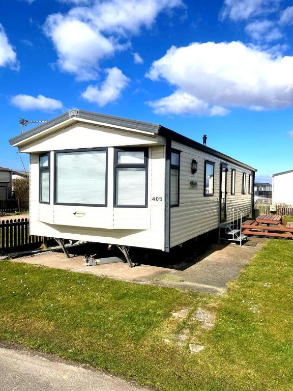 Spacious 8-Berth Caravan at Unity Beach Resort, Brean