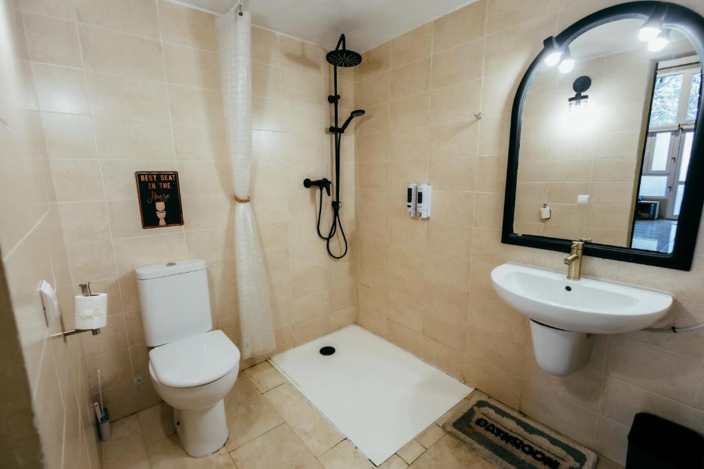 Apartment Ruzafa Roots, 12 min to Centre, Smart TV, Wine - 4