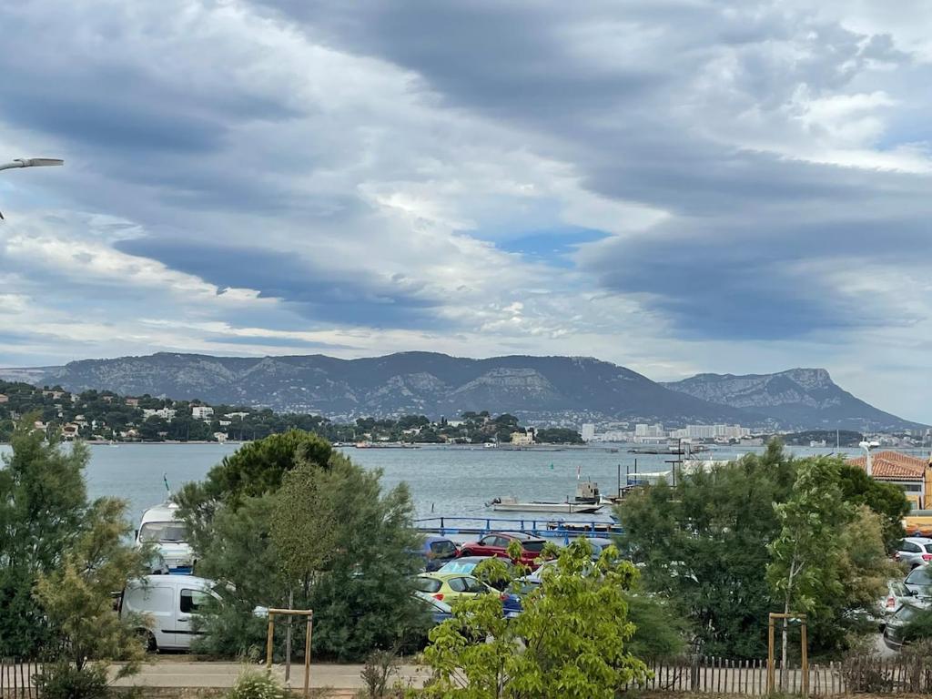 Appartement aux Sablettes, vue mer, plages en bas de la résidence - 4