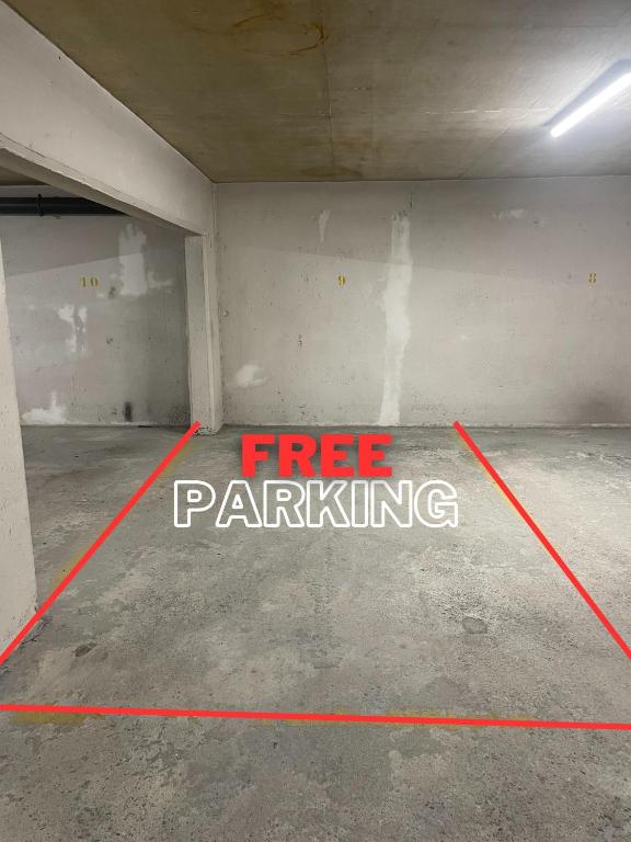 Le 1er Général - Center - Free Park - 4