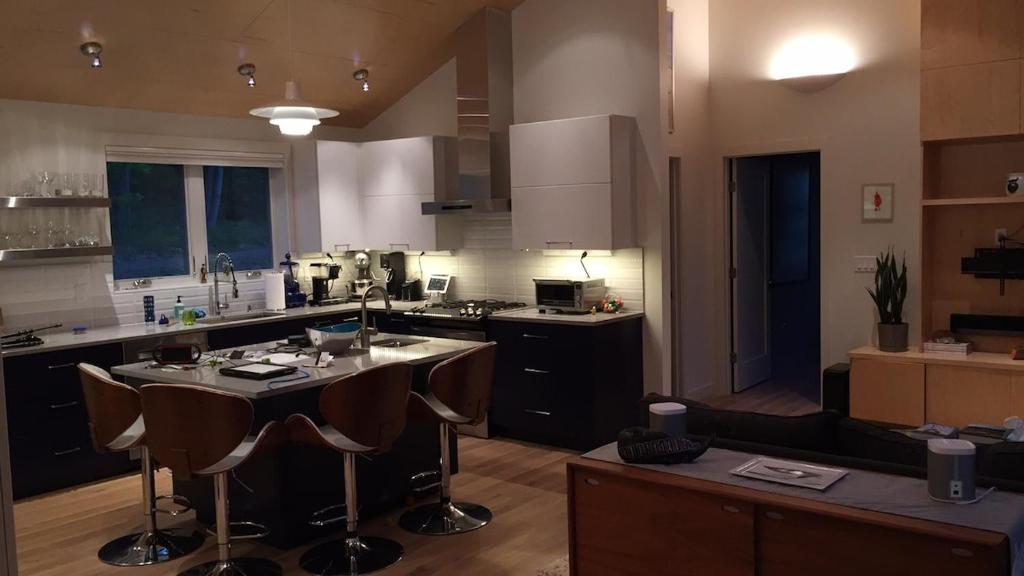 Modern Cottage with Peeks of Ocean Views, Cape Elizabeth