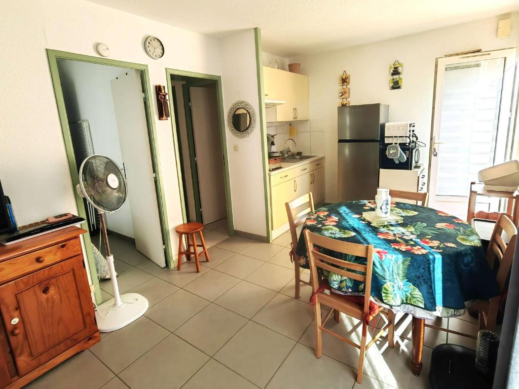 Appartement T2 Calme avec Parking, Proche Plage pour 4 Personnes - FR-1-607-216 - 3