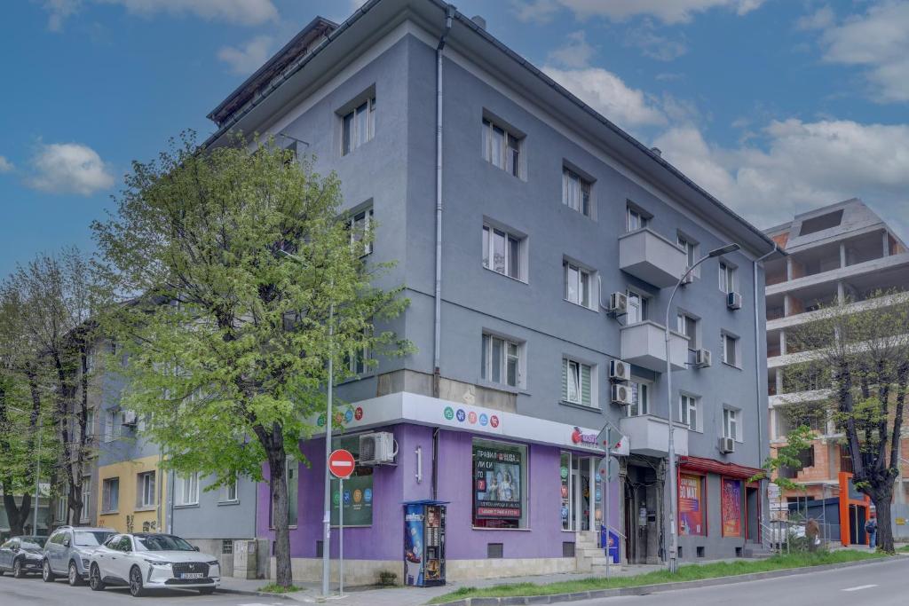 Steady - Guests Rooms, Varna