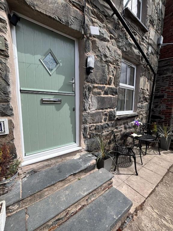 The Cottage on the Rock, Barmouth