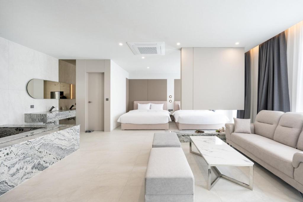 경주시티호텔의 깔끔한 객실 내부