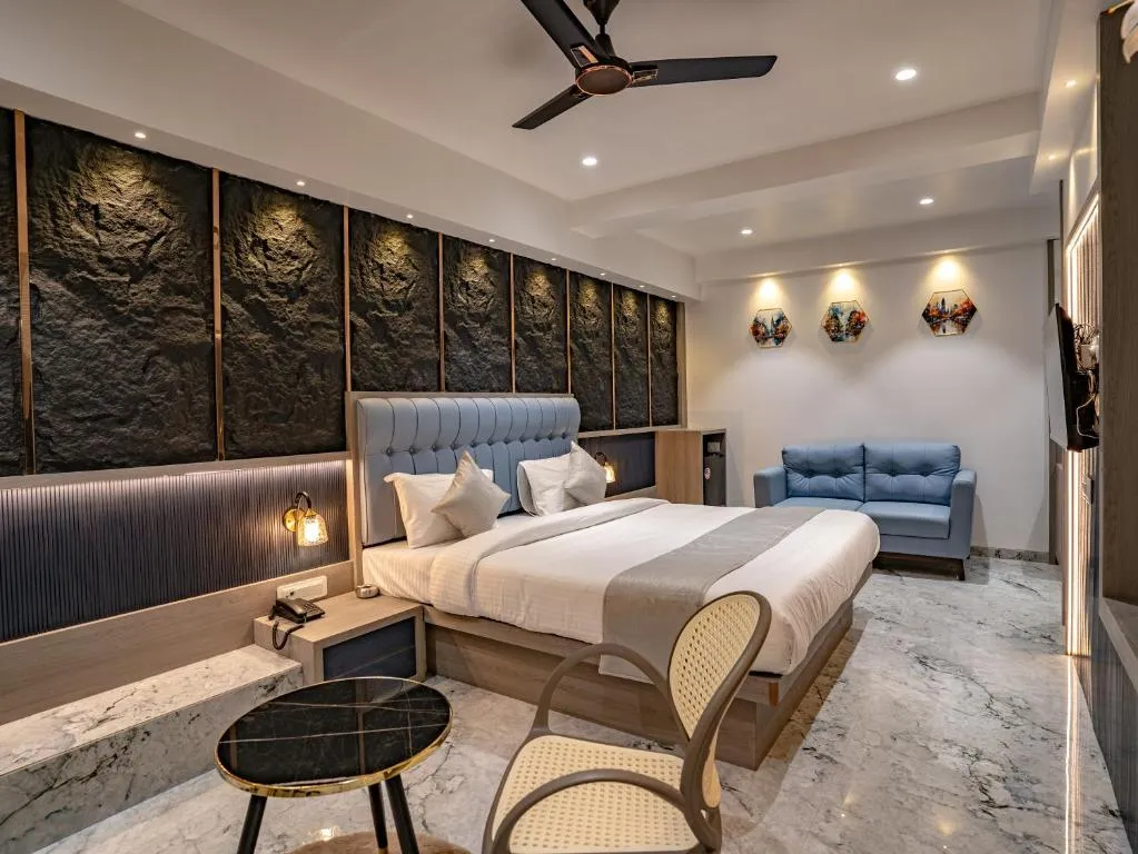 Hotel Supreme Inn，位于塞恩的酒店