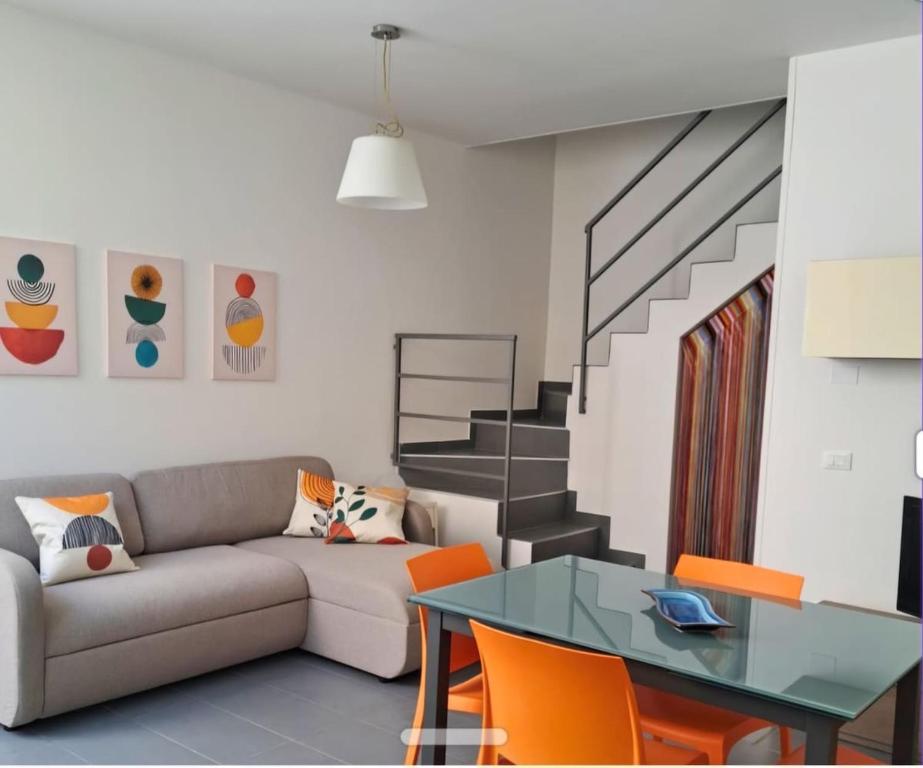 CasaLavinaro, Castellammare del Golfo