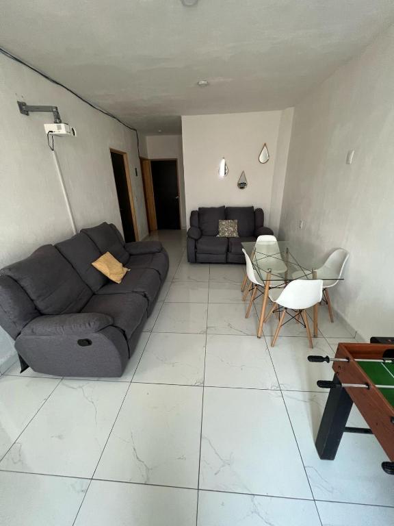 Minimal Stay In Gdl - 3