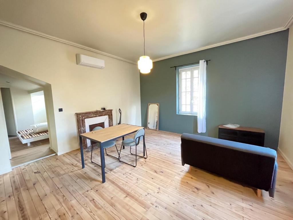 Studio rénové dans une charmante résidence - 2