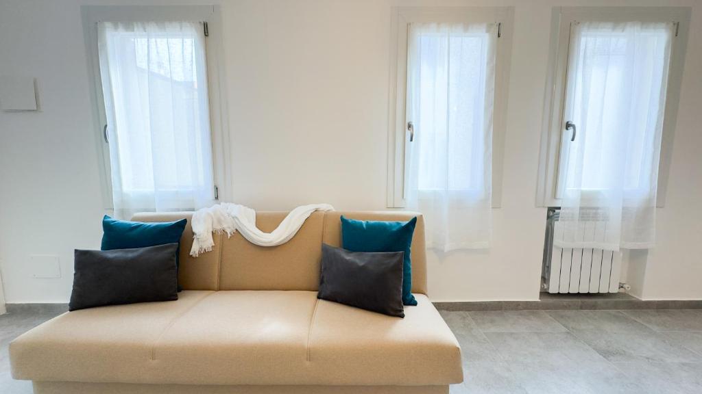 The Grey Apartment - 5