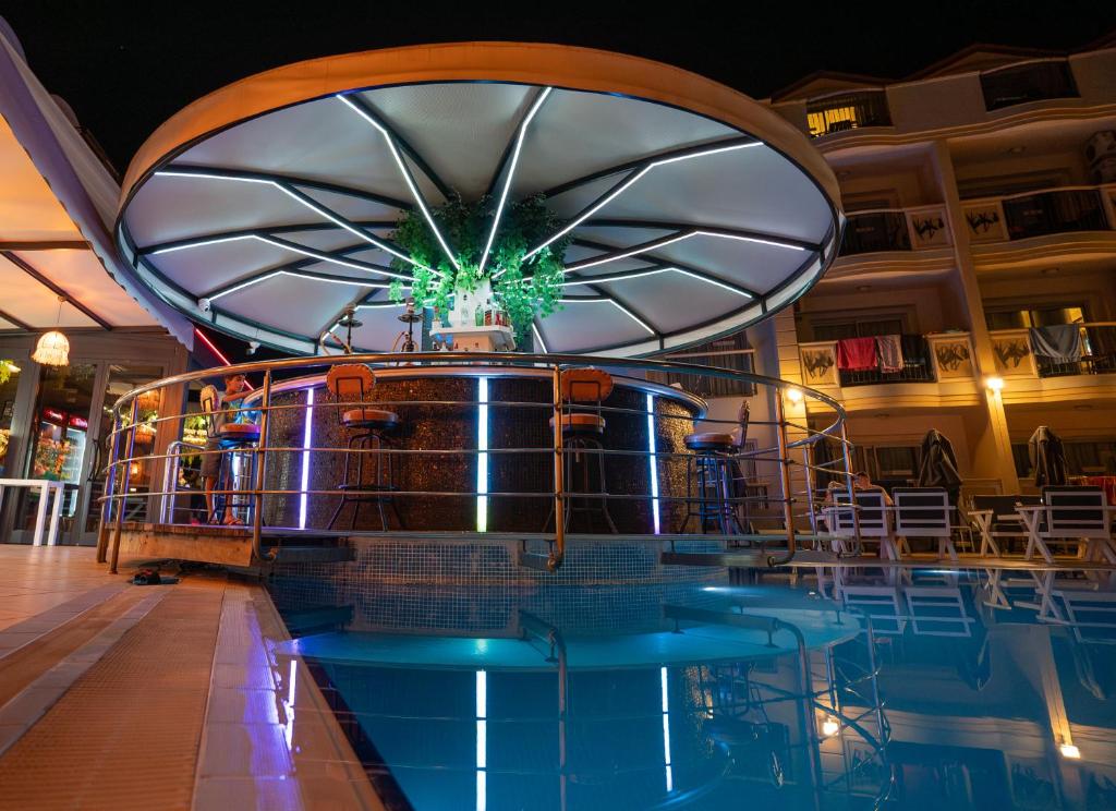 Club Karakas Apart Otel — Restaurant & bars in Marmaris, Mugla