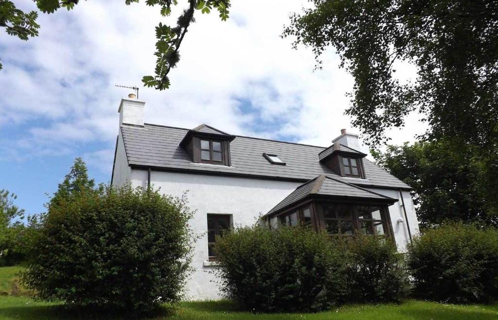 Taigh Aonghais, Tarskavaig