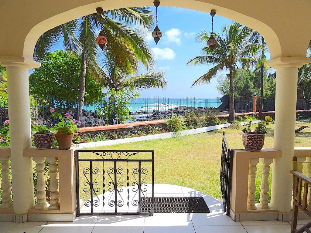 Villa Manamé, face à l'océan, Séréhini