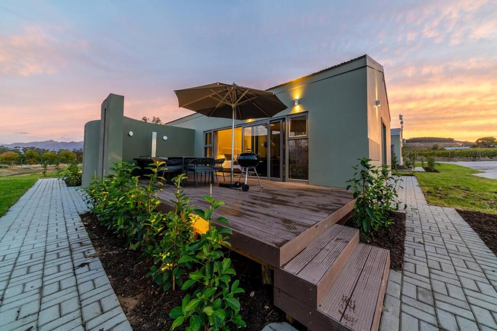 Cottage 1 - Leo Sky Farm, Simondium