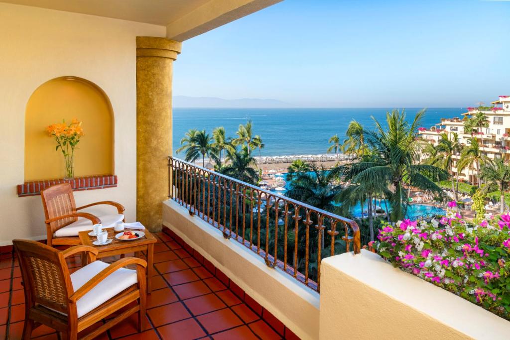 Velas Vallarta Suite Resort All-Inclusive - 4