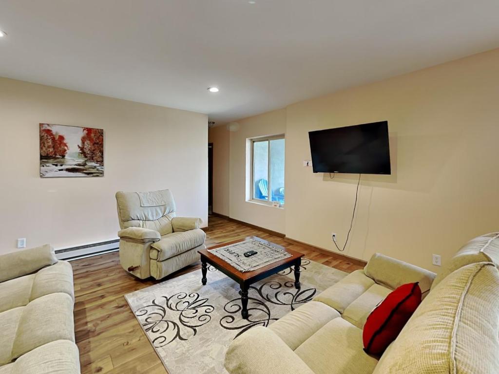 Wake at the Lake, Swanton