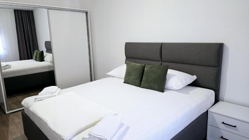 Apartman Rodjeni - 5