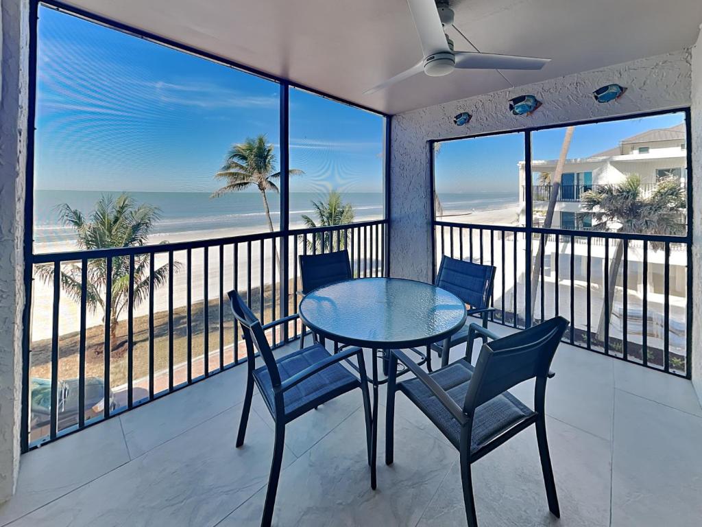 Seaside 210, Fort Myers Beach