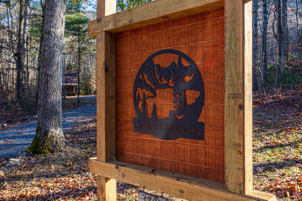 Hidden Hideaway, Cosby