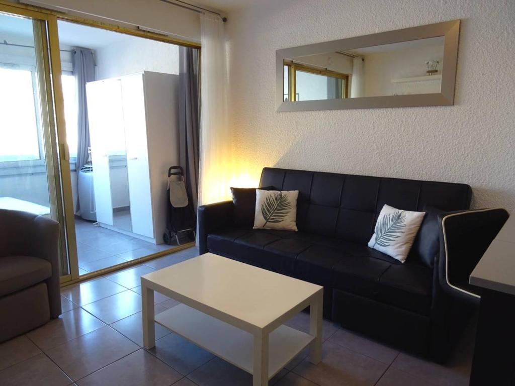 Studio central avec loggia et wifi - FR-1-833-21 - 4