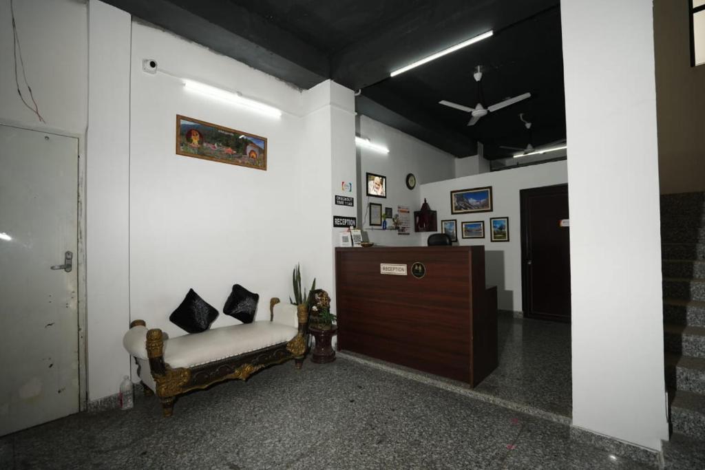 Hotel Parth Luxurious 이미지