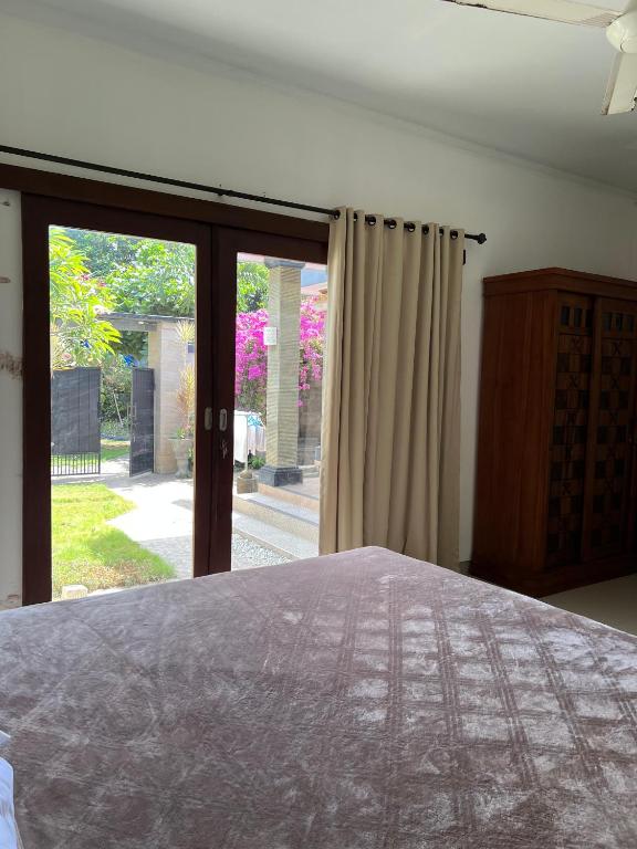 Pondok Ledog 01, Badung