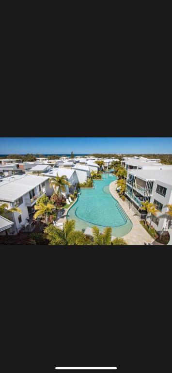 Our Little Slice Of Heaven, Mudjimba