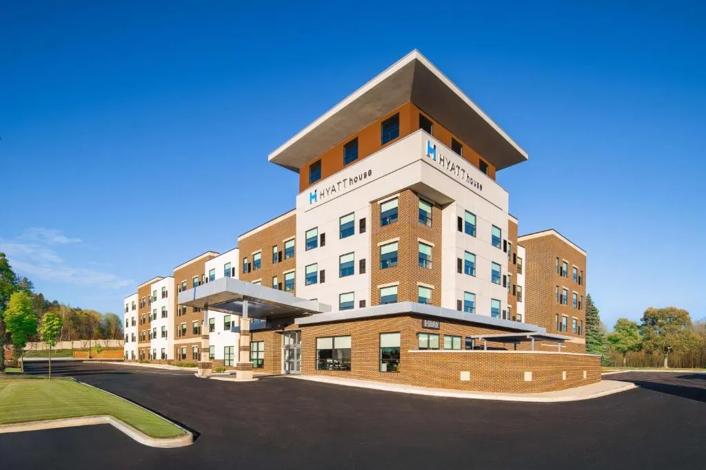 Hyatt House Auburn Hills/Detroit, hotel in Lake Angelus