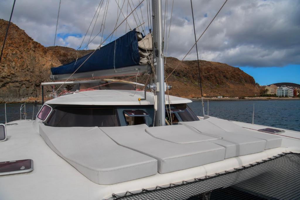 Catamaran Eliane - 4