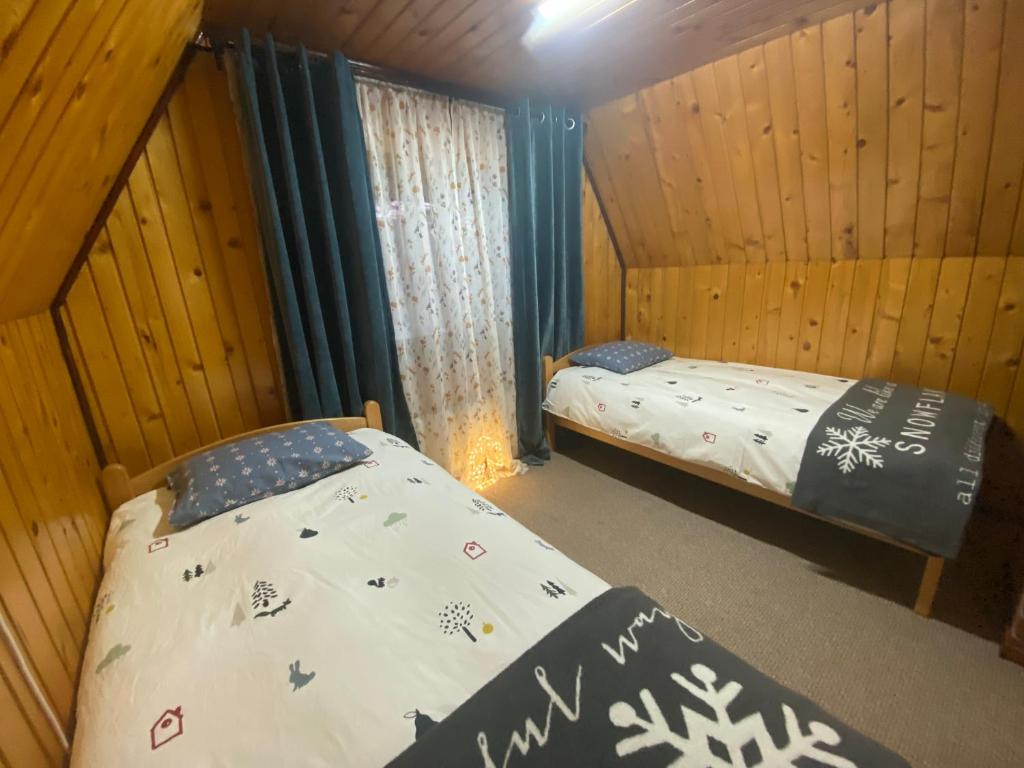 Viridian Three Accommodation, Three Winds - 2