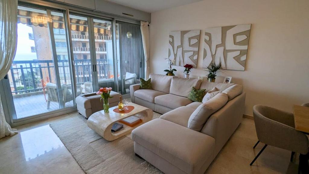 130m2 next to Casino of Monaco - 1