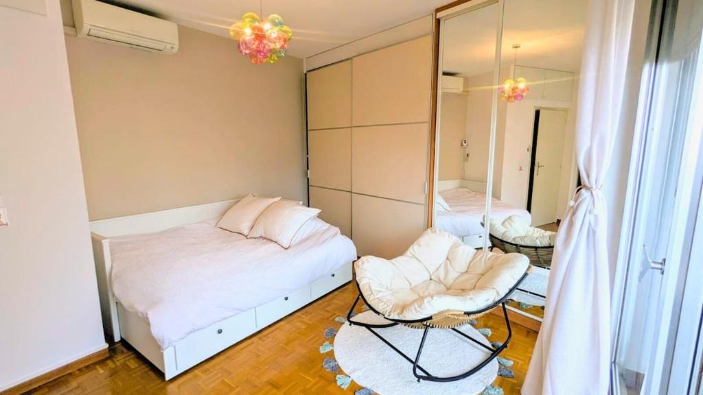 130m2 next to Casino of Monaco - 5
