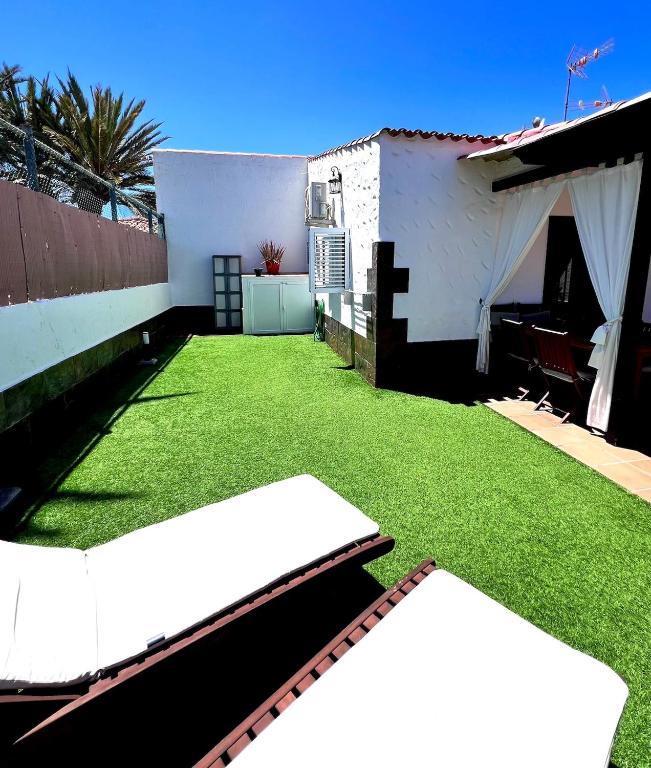 CAN HOST YUMBO - Private Terrace AA - 3