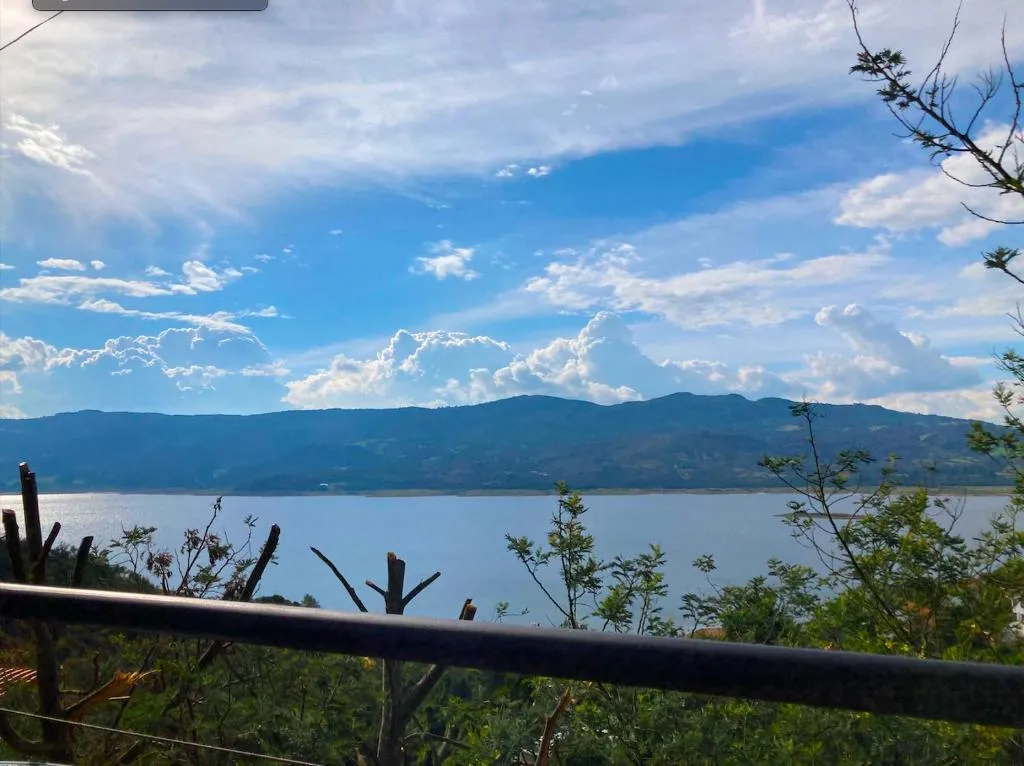 Lakeview Apartment in the Heart of Guatavita Bunk bed for Kids, hotel a Guatavita