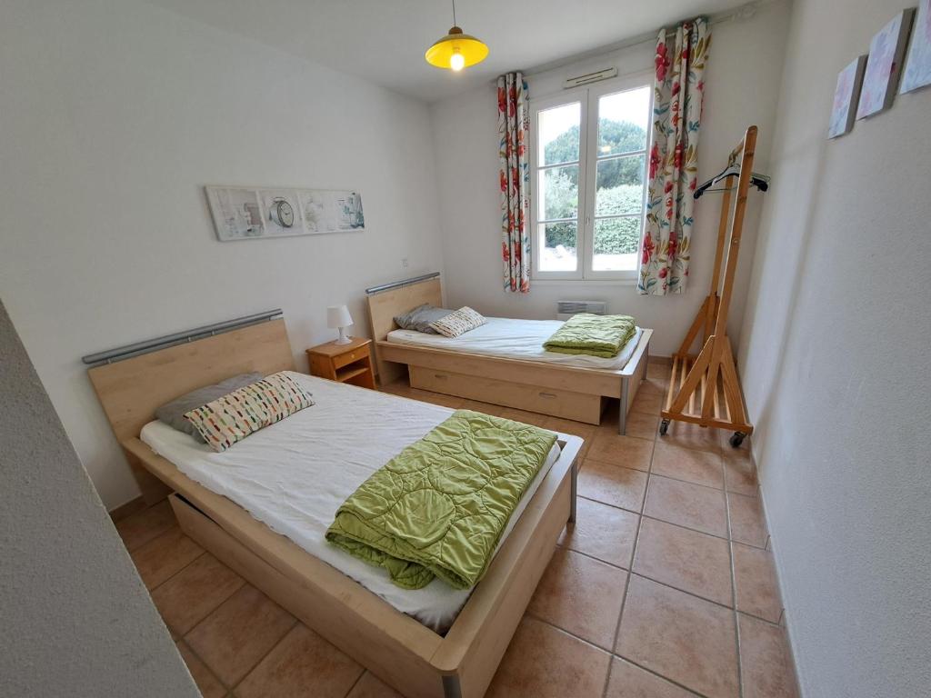 Maison familiale charmante avec piscine privée et parking à Saint-Jean-de-Monts - FR-1-323-576 - 4