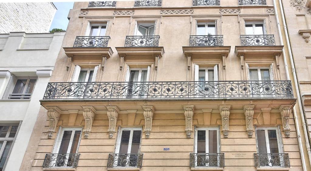 Chic Studio near Arc de Triomphe - 5